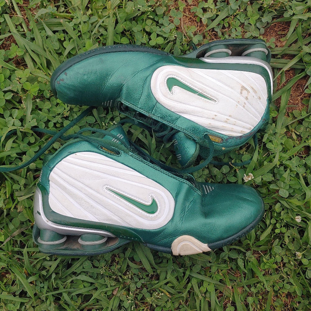 Green 2002 nike shox